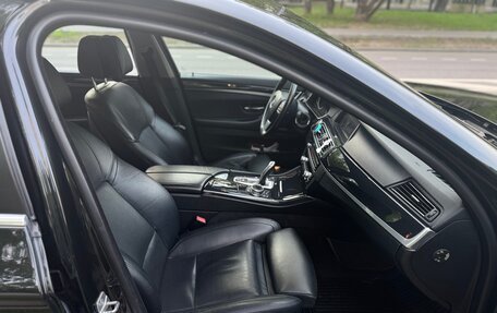 BMW 5 серия, 2013 год, 2 300 000 рублей, 26 фотография