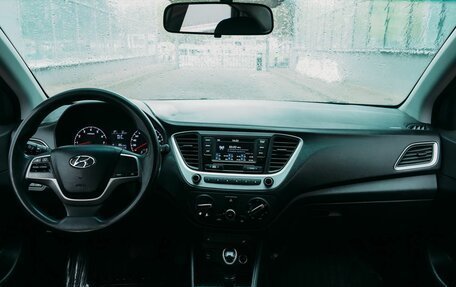 Hyundai Solaris II рестайлинг, 2018 год, 624 000 рублей, 10 фотография