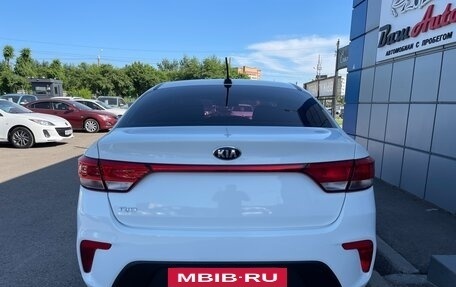 KIA Rio IV, 2018 год, 1 097 000 рублей, 6 фотография