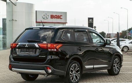 Mitsubishi Outlander III рестайлинг 3, 2015 год, 1 595 000 рублей, 6 фотография
