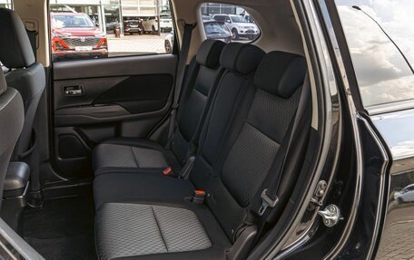 Mitsubishi Outlander III рестайлинг 3, 2015 год, 1 595 000 рублей, 19 фотография