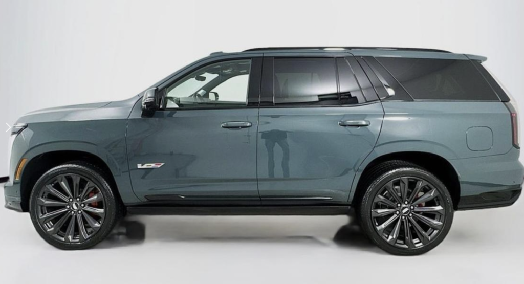 Cadillac Escalade V, 2025 год, 29 900 000 рублей, 4 фотография