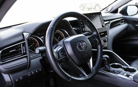 Toyota Camry, 2021 год, 3 370 000 рублей, 13 фотография