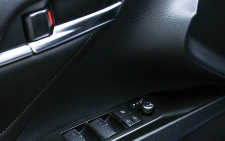 Toyota Camry, 2021 год, 3 370 000 рублей, 20 фотография