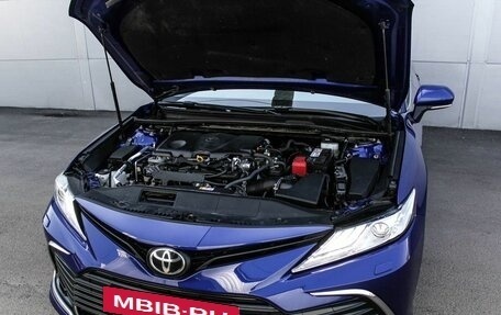 Toyota Camry, 2021 год, 3 370 000 рублей, 22 фотография