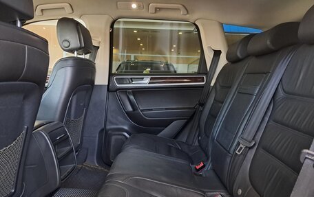 Volkswagen Touareg III, 2015 год, 2 439 000 рублей, 15 фотография