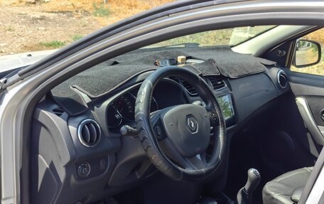 Renault Sandero II рестайлинг, 2015 год, 1 100 000 рублей, 20 фотография