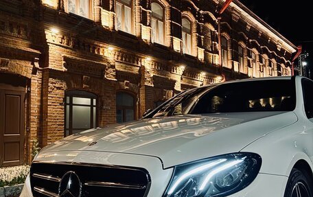 Mercedes-Benz E-Класс, 2017 год, 3 500 000 рублей, 3 фотография