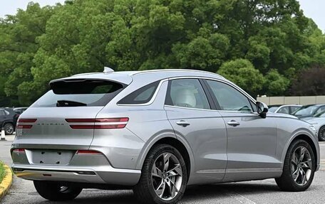 Genesis GV70, 2022 год, 380 664 рублей, 2 фотография