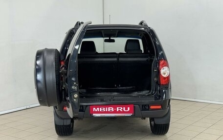 Chevrolet Niva I рестайлинг, 2015 год, 649 000 рублей, 4 фотография