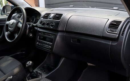 Skoda Fabia II, 2011 год, 670 000 рублей, 18 фотография