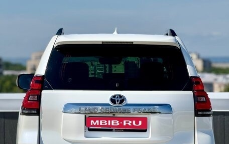 Toyota Land Cruiser Prado 150 рестайлинг 2, 2017 год, 5 150 000 рублей, 8 фотография
