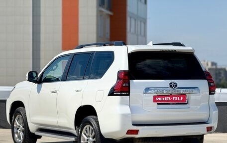 Toyota Land Cruiser Prado 150 рестайлинг 2, 2017 год, 5 150 000 рублей, 9 фотография