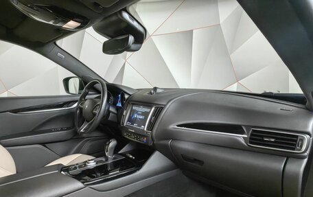 Maserati Levante I, 2018 год, 4 355 000 рублей, 9 фотография