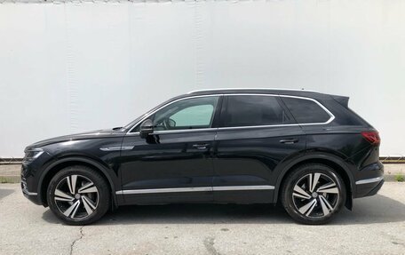Volkswagen Touareg III, 2020 год, 6 000 000 рублей, 5 фотография