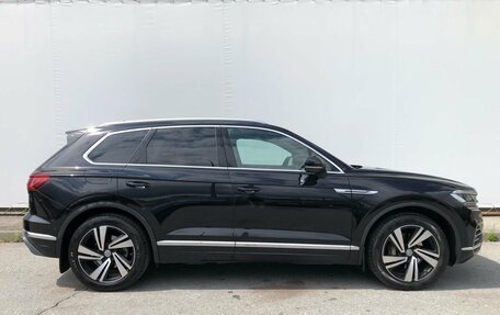 Volkswagen Touareg III, 2020 год, 6 000 000 рублей, 6 фотография