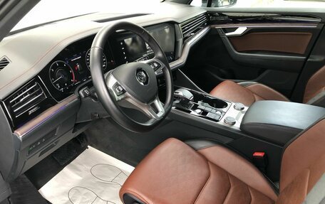 Volkswagen Touareg III, 2020 год, 6 000 000 рублей, 9 фотография