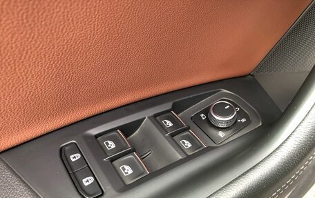 Volkswagen Touareg III, 2020 год, 6 000 000 рублей, 19 фотография
