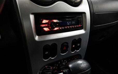 Renault Sandero I, 2014 год, 750 000 рублей, 18 фотография