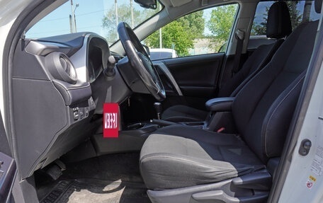 Toyota RAV4, 2017 год, 1 835 000 рублей, 9 фотография