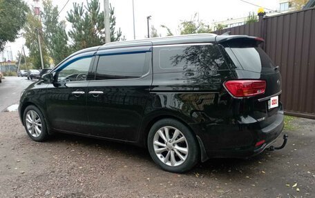 KIA Carnival III, 2018 год, 2 690 000 рублей, 5 фотография