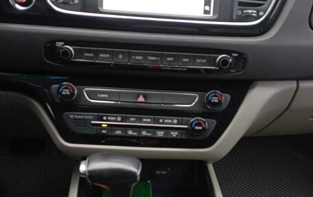 KIA Carnival III, 2018 год, 2 690 000 рублей, 8 фотография