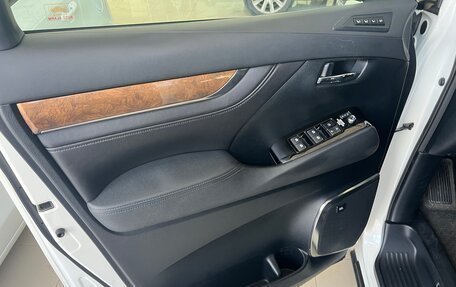 Toyota Alphard III, 2015 год, 3 700 000 рублей, 15 фотография