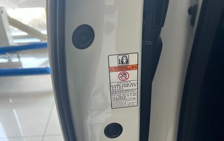 Toyota Alphard III, 2015 год, 3 700 000 рублей, 19 фотография