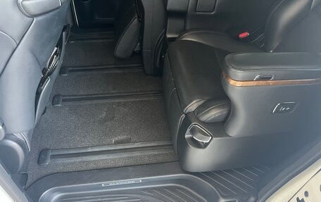 Toyota Alphard III, 2015 год, 3 700 000 рублей, 16 фотография