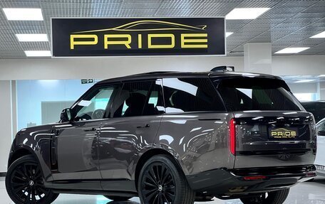 Land Rover Range Rover IV рестайлинг, 2022 год, 16 800 000 рублей, 4 фотография