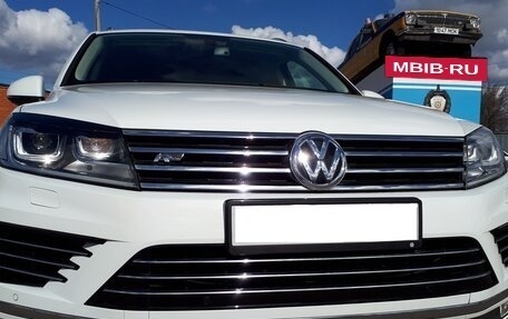 Volkswagen Touareg III, 2016 год, 3 090 000 рублей, 2 фотография
