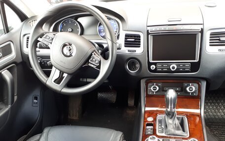 Volkswagen Touareg III, 2016 год, 3 090 000 рублей, 7 фотография