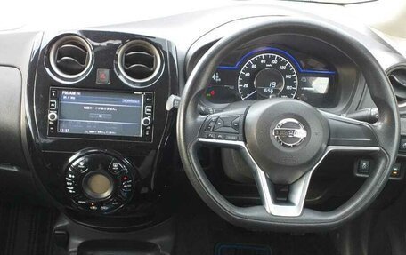 Nissan Note II рестайлинг, 2017 год, 1 000 000 рублей, 10 фотография