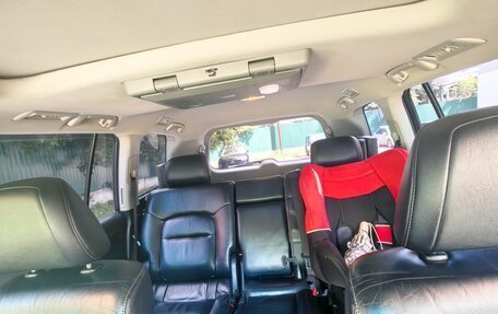 Toyota Land Cruiser 200, 2011 год, 3 350 000 рублей, 17 фотография