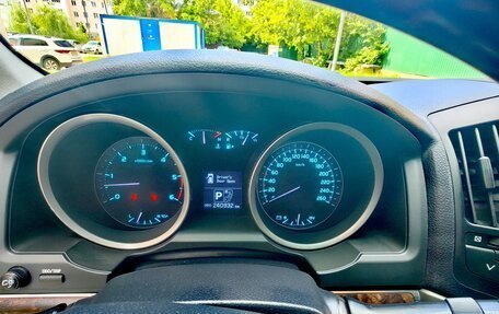 Toyota Land Cruiser 200, 2011 год, 3 350 000 рублей, 19 фотография