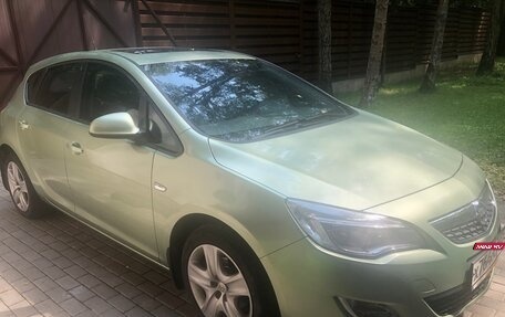 Opel Astra J, 2011 год, 1 200 000 рублей, 1 фотография