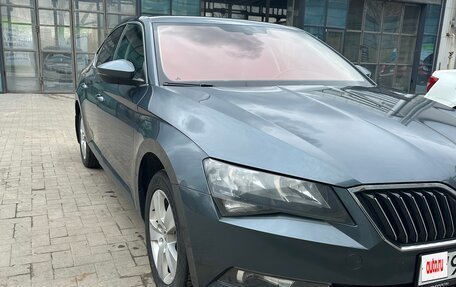 Skoda Superb III рестайлинг, 2019 год, 2 050 000 рублей, 2 фотография
