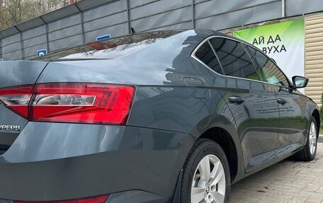 Skoda Superb III рестайлинг, 2019 год, 2 050 000 рублей, 4 фотография