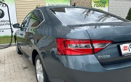 Skoda Superb III рестайлинг, 2019 год, 2 050 000 рублей, 6 фотография