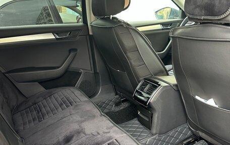 Skoda Superb III рестайлинг, 2019 год, 2 050 000 рублей, 15 фотография