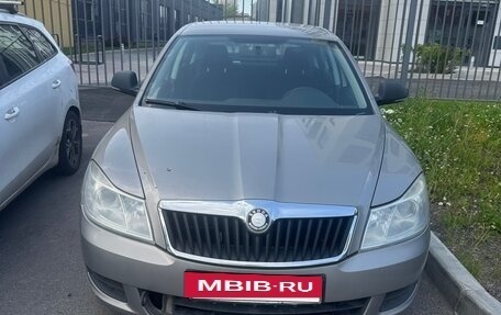 Skoda Octavia, 2010 год, 990 000 рублей, 2 фотография