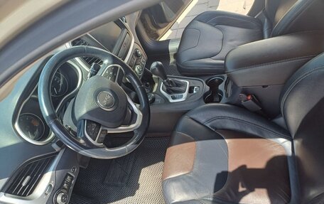 Jeep Cherokee, 2014 год, 1 800 000 рублей, 6 фотография