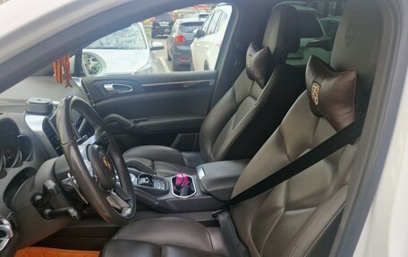 Porsche Cayenne III, 2016 год, 2 890 000 рублей, 7 фотография