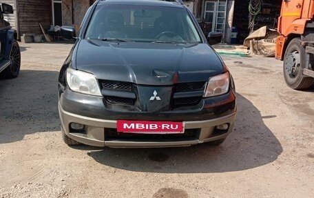 Mitsubishi Outlander III рестайлинг 3, 2003 год, 400 000 рублей, 4 фотография