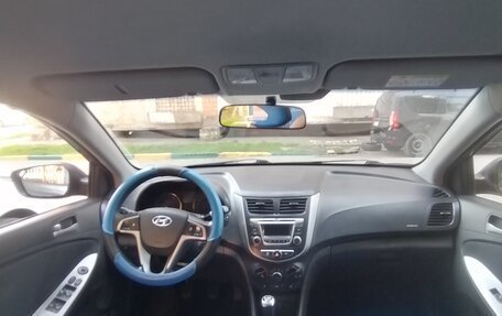 Hyundai Solaris II рестайлинг, 2014 год, 825 000 рублей, 6 фотография