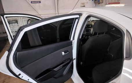 KIA Rio III рестайлинг, 2013 год, 685 000 рублей, 12 фотография