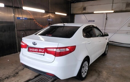 KIA Rio III рестайлинг, 2013 год, 685 000 рублей, 6 фотография