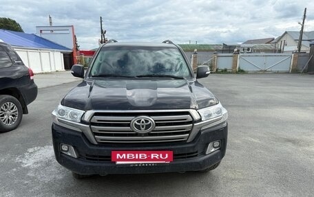 Toyota Land Cruiser 200, 2016 год, 5 200 000 рублей, 4 фотография