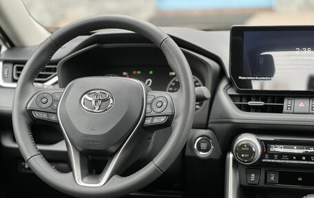 Toyota RAV4, 2025 год, 3 890 000 рублей, 11 фотография