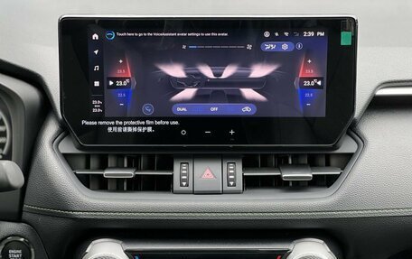 Toyota RAV4, 2025 год, 3 890 000 рублей, 20 фотография